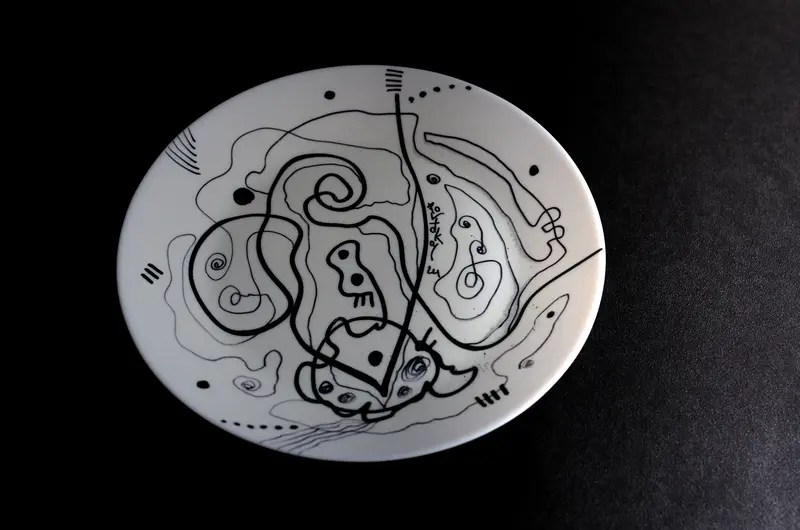 Miniature-Assiette Décorée-Dessin N° : 030